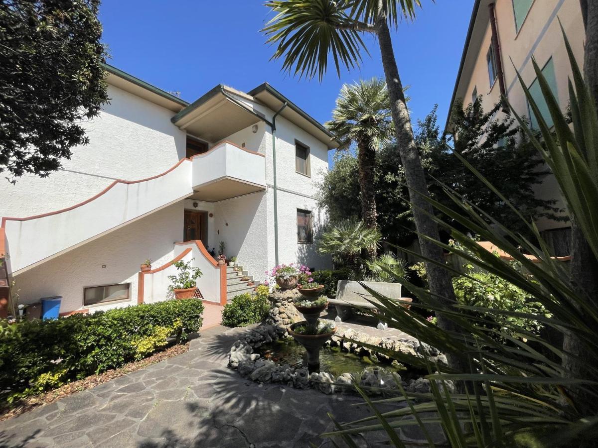 Le Camerine Cecina  Exterior photo
